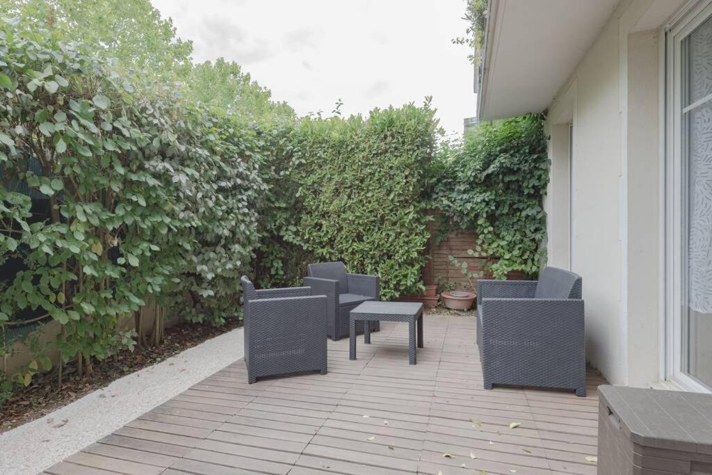 ביוסי-סיינט-ג'ורג' Garden Apartment Next To Disneyland מראה חיצוני תמונה