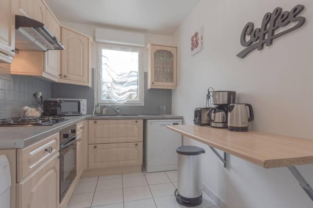 ביוסי-סיינט-ג'ורג' Garden Apartment Next To Disneyland מראה חיצוני תמונה